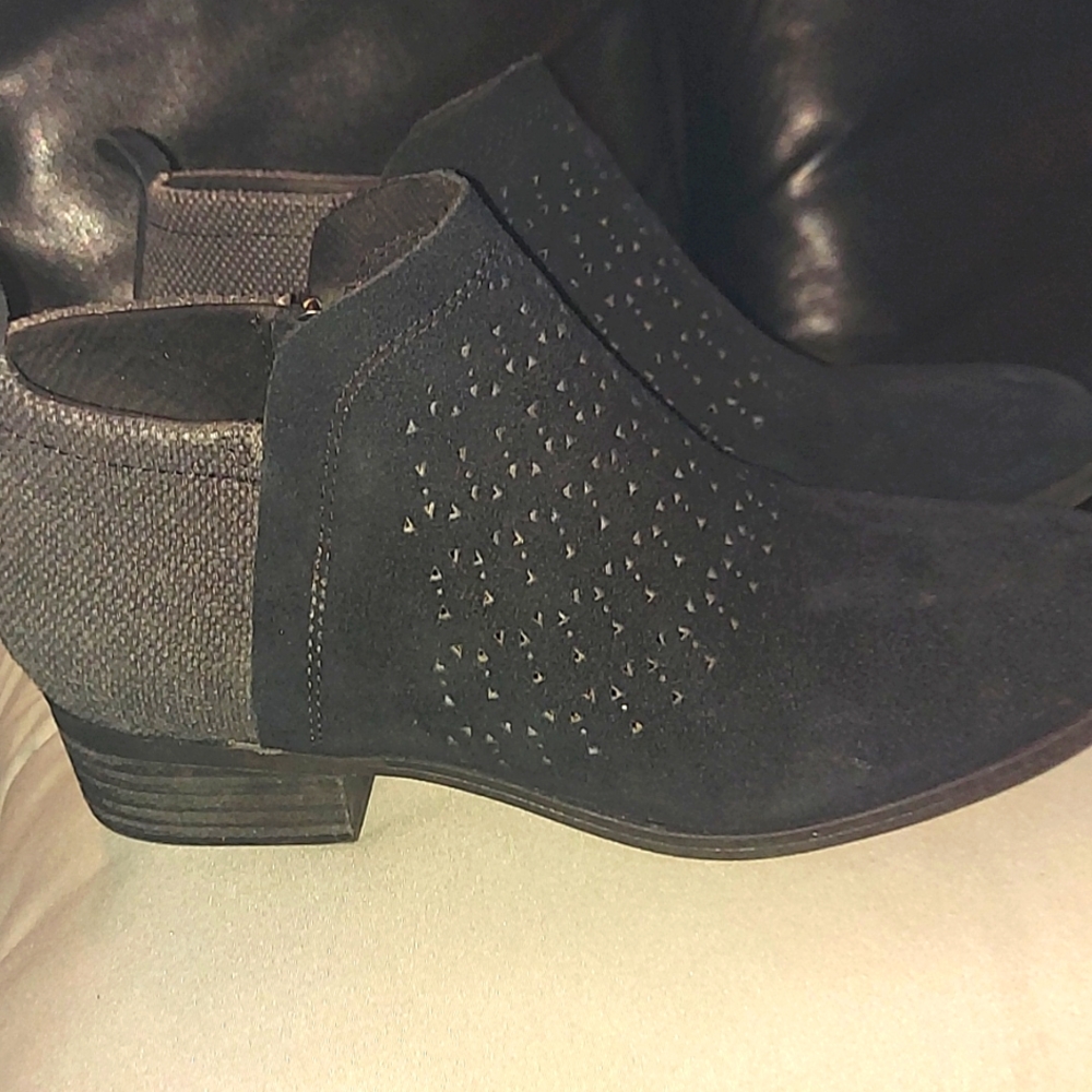 New Tom's shoe boots black suede/gray.